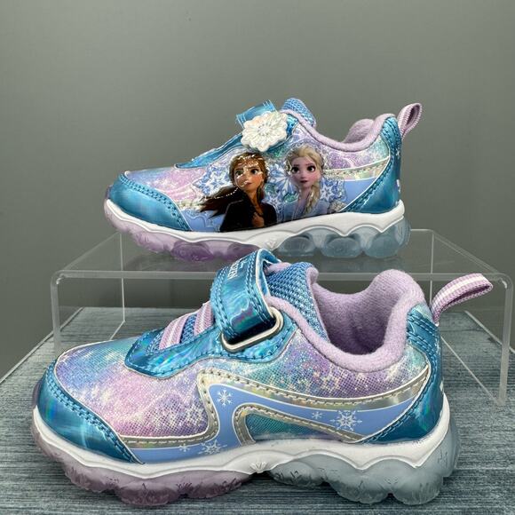 Disney’s Frozen 2 Anna & Elsa Toddler Girl’s Light-up Shoes Light Blue Size 6 - Picture 2 of 9